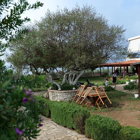 Agrotourism Himara Hotell Exteriör bild