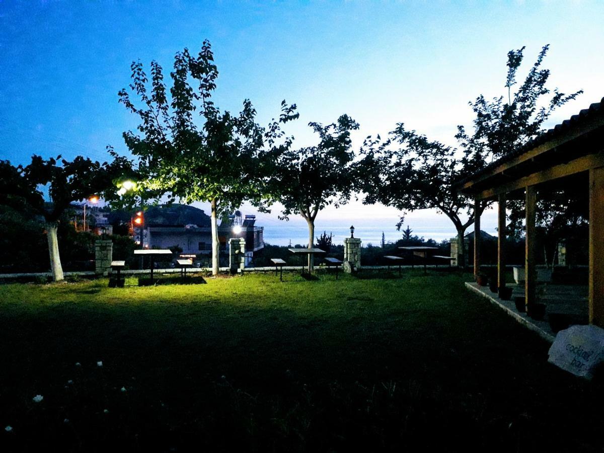 Agrotourism Himara Hotell Exteriör bild